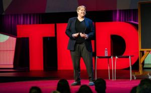 TED 如何建立和重建信任 by  Frances Frei 弗朗西斯·弗雷